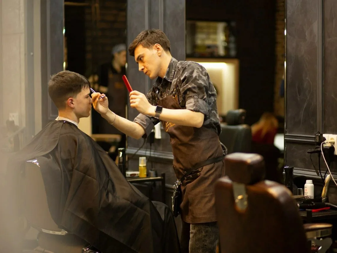 Barbershop "Uncle Chill" Broadway